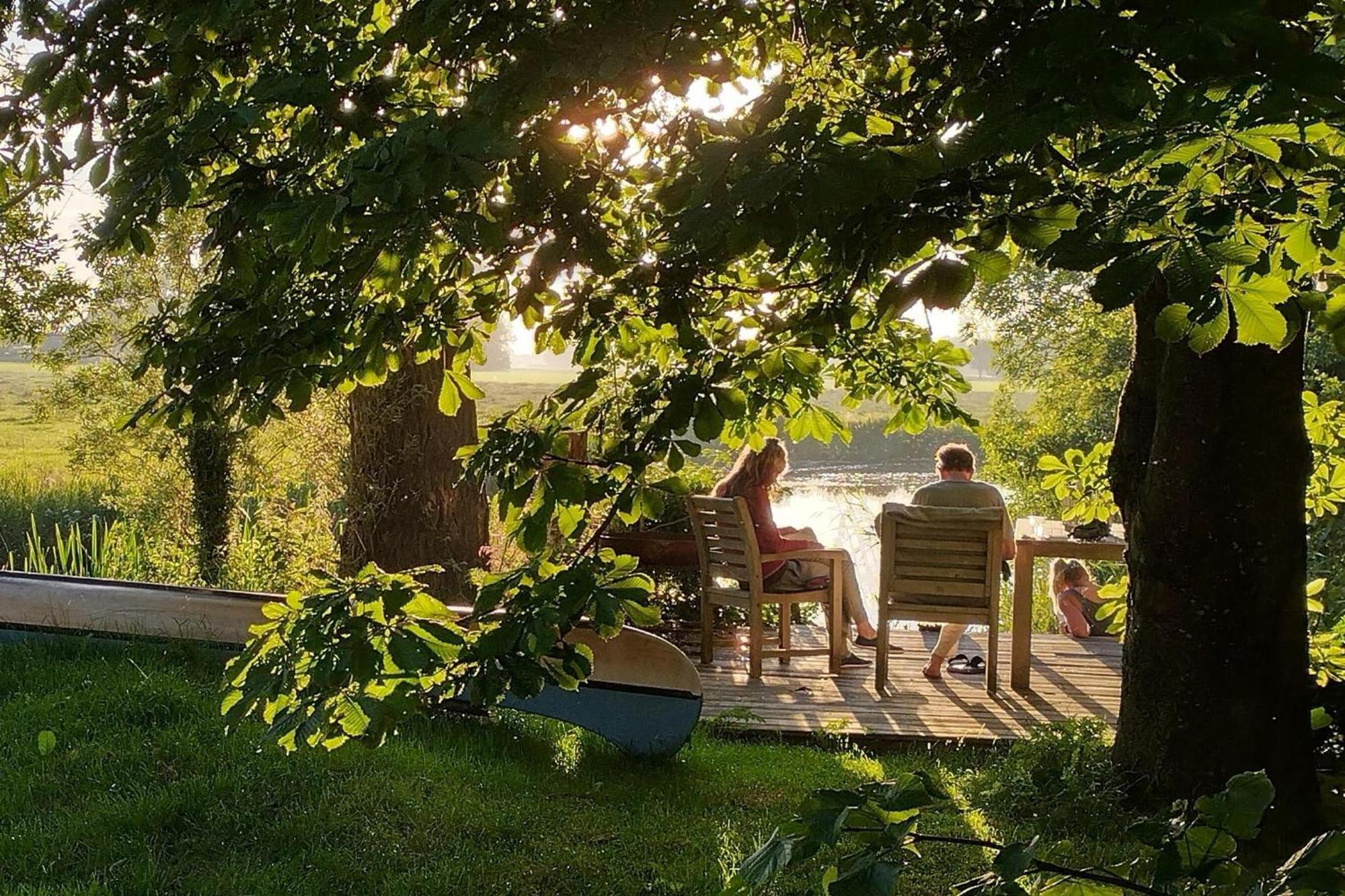 Het Kleine Paradijs Easterein Buitenkant foto